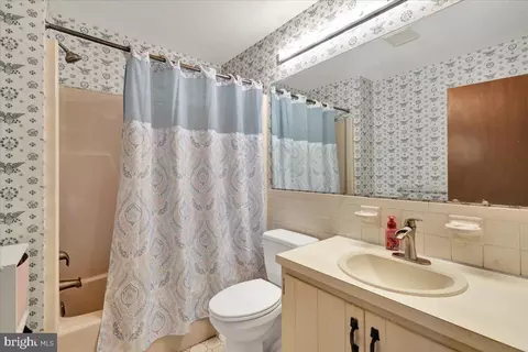 198 Oakmont Ct, Reading, PA 19607 photo 22
