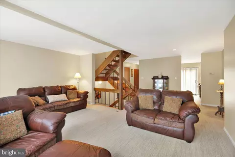 198 Oakmont Ct, Reading, PA 19607 photo 12