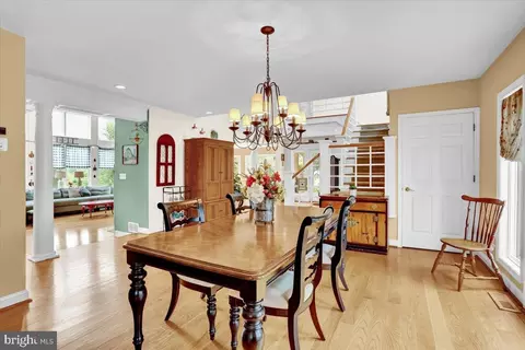 Dining - 878 Freemansville Rd, Reading, PA 19607 photo 2 of 2