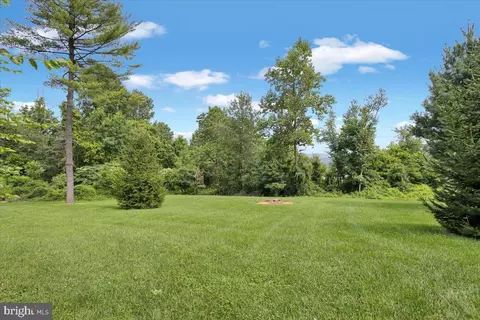 Exterior - 878 Freemansville Rd, Reading, PA 19607 photo 8 of 34