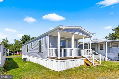 105 Bordic Rd, Reading, PA 19606