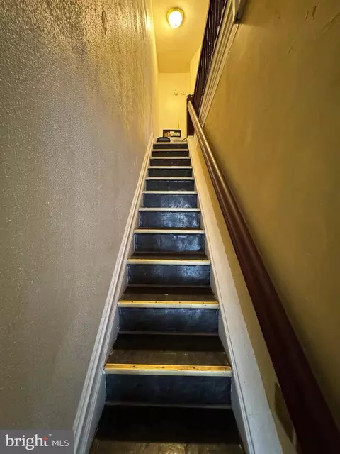 Entry Way - 218 W Oley St, Reading, PA 19601 photo 2 of 2