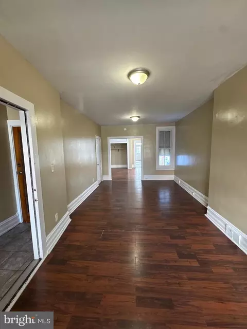 Living - 218 W Oley St, Reading, PA 19601 photo 1 of 2