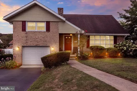 Exterior - 2408 Laurel Rd, Reading, PA 19609 photo 10 of 10