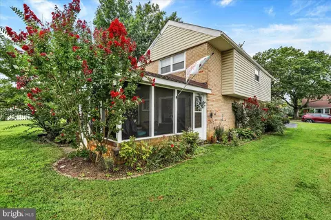 Exterior - 2408 Laurel Rd, Reading, PA 19609 photo 8 of 10