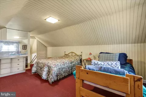 Bedroom - 2408 Laurel Rd, Reading, PA 19609 photo 7 of 7