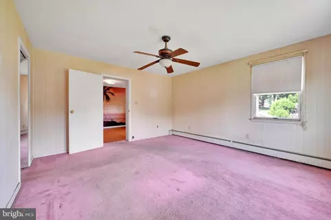 Bedroom - 322 Morrison Rd, Reading, PA 19601 photo 6 of 7