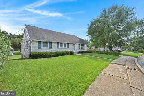 322 Morrison Rd, Reading, PA 19601