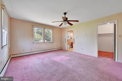 Bedroom - 322 Morrison Rd, Reading, PA 19601 photo 5 of 7