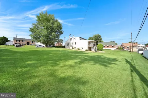 Exterior - 322 Morrison Rd, Reading, PA 19601 photo 3 of 6