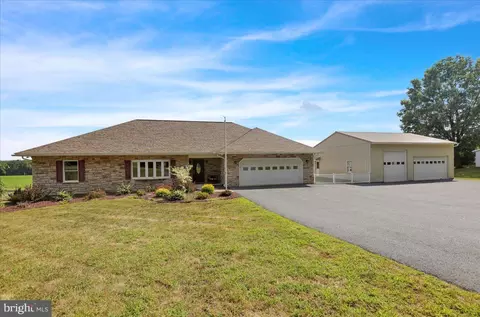 599 Stone Hill Rd, Shoemakersville, PA 19555