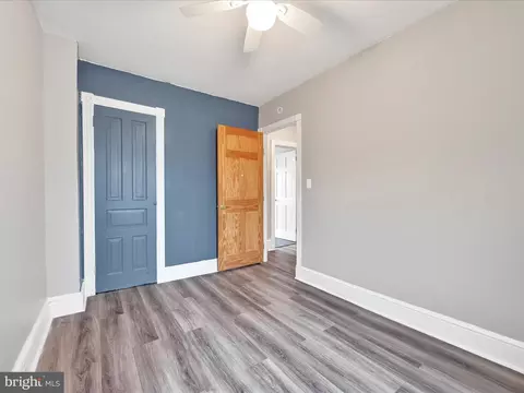 Bedroom - 465 W Oley St, Reading, PA 19601 photo 2 of 6