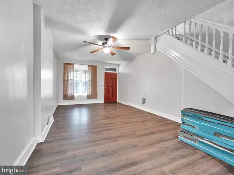 Living - 465 W Oley St, Reading, PA 19601 photo 1 of 4
