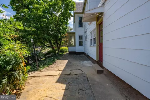 2339 Perkiomen Ave, Reading, PA 19606 photo 32