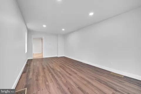 Living - 3964 Penn Ave, Sinking Spring, PA 19608 photo 1 of 1