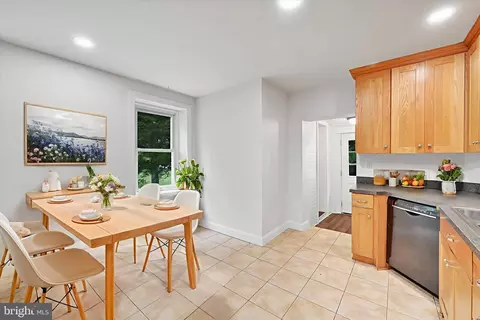 Dining - 3964 Penn Ave, Sinking Spring, PA 19608 photo 1 of 1