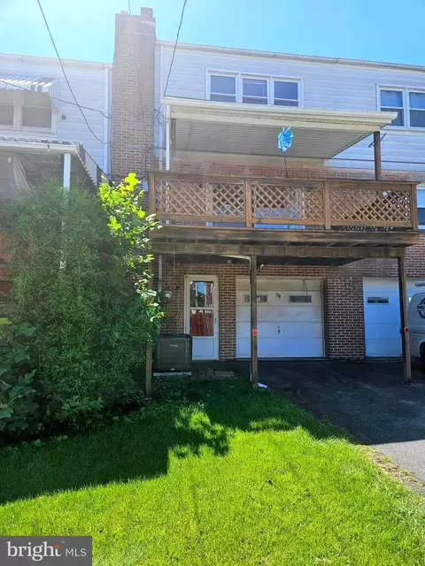 Exterior - 19 Hilbert Ct, Reading, PA 19606 photo 4 of 5