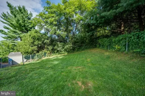 Exterior - 60 Sage Dr, Reading, PA 19608 photo 14 of 15