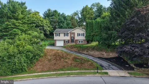 View/Area - 60 Sage Dr, Reading, PA 19608 photo 2 of 4