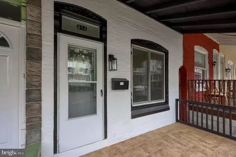 Exterior - 814 Pear St, Reading, PA 19601 photo 2 of 4