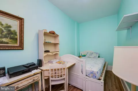 Bedroom - 535 Laurel St, Reading, PA 19602 photo 6 of 7