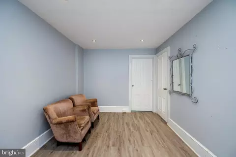 Entry Way - 535 Laurel St, Reading, PA 19602 photo 5 of 5