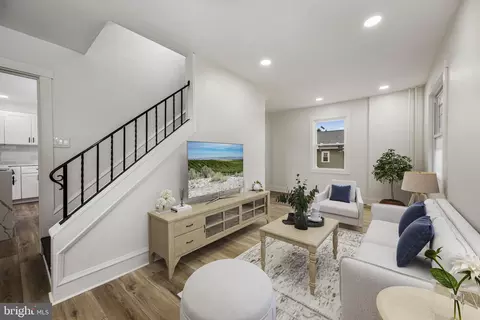 Living - 1131 Broadway Blvd, Reading, PA 19607 photo 1 of 2