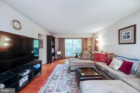 15 Nassau Cir, Reading, PA 19607 photo 9