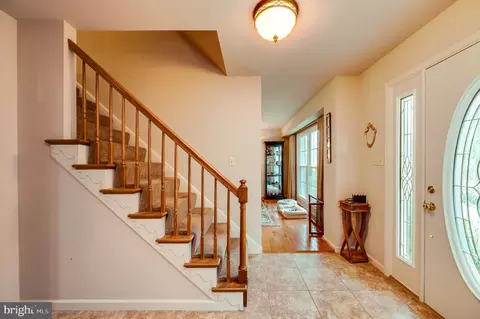 15 Nassau Cir, Reading, PA 19607 photo 6
