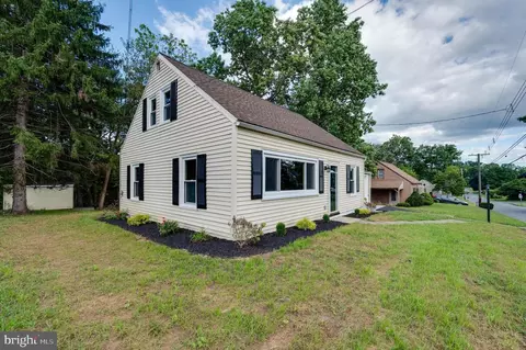 2115 Cullum Dr, Reading, PA 19601 photo 4