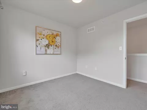 Bedroom - 108 Staplehill Ct, Sinking Spring, PA 19608 photo 5 of 7