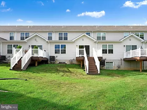 Exterior - 108 Staplehill Ct, Sinking Spring, PA 19608 photo 4 of 4