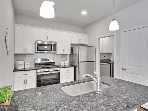 Kitchen - 108 Staplehill Ct, Sinking Spring, PA 19608 photo 3 of 4