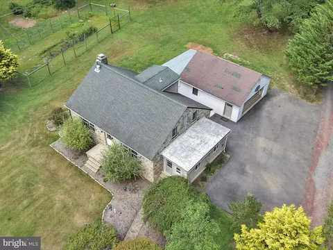 4 Ash Ln, Oley, PA 19547 photo 36