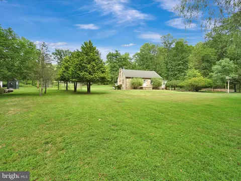 4 Ash Ln, Oley, PA 19547 photo 27