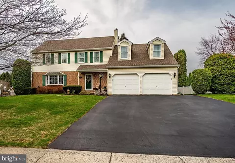 5014 Stony Run Dr, Reading, PA 19606