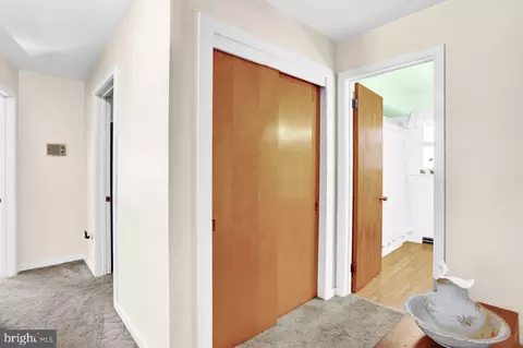 Entry Way - 130 Dries Rd, Reading, PA 19605 photo 2 of 2