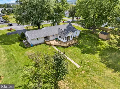 View/Area - 130 Dries Rd, Reading, PA 19605 photo 1 of 10
