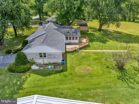 View/Area - 130 Dries Rd, Reading, PA 19605 photo 2 of 10