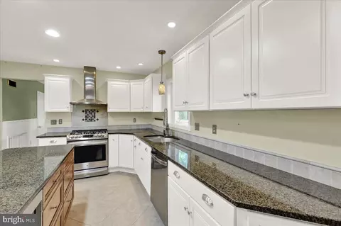 Kitchen - 3105 Daniel Dr, Reading, PA 19608 photo 2 of 6