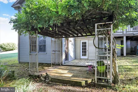 Exterior - 3105 Daniel Dr, Reading, PA 19608 photo 9 of 12