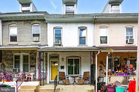 Exterior - 408 Hazel St, Reading, PA 19611 photo 2 of 4