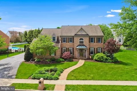 2909 Duffield Ln, Sinking Spring, PA 19608