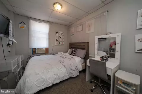 Bedroom - 2803 Kutztown Rd, Reading, PA 19605 photo 2 of 5