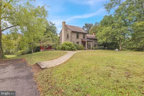 28 Valley Rd, Birdsboro, PA 19508