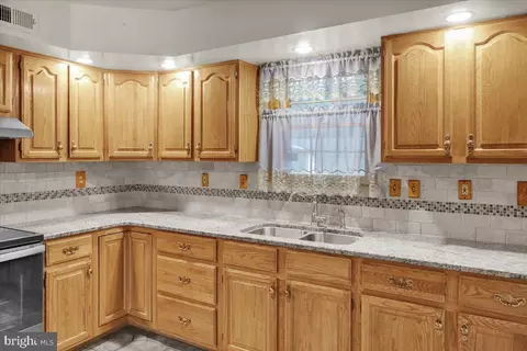 809 Whitner Rd, Reading, PA 19605 photo 17