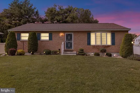 809 Whitner Rd, Reading, PA 19605 photo 3