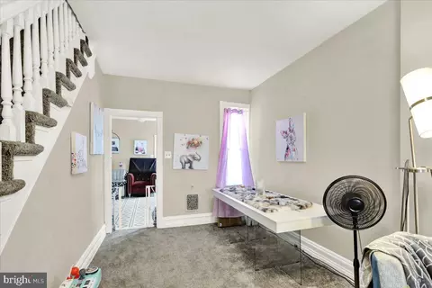 Entry Way - 536 Pike St, Reading, PA 19601 photo 2 of 3