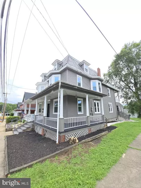 Exterior - 27 Mull, Reading, PA 19605 photo 2 of 3