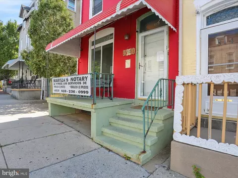 816 Douglass St, Reading, PA 19604